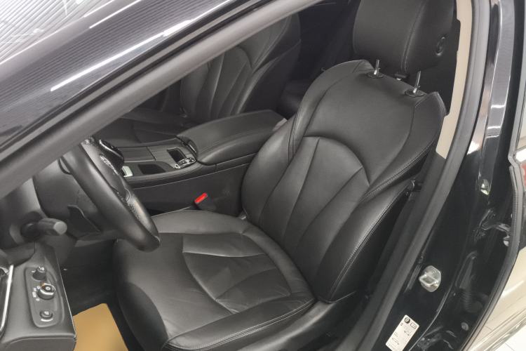 Used Buick LaCrosse 2021 552T Luxury Version Left Front Seat