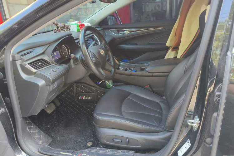 Used Buick LaCrosse 2021 552T Luxury Version Left Front Seat