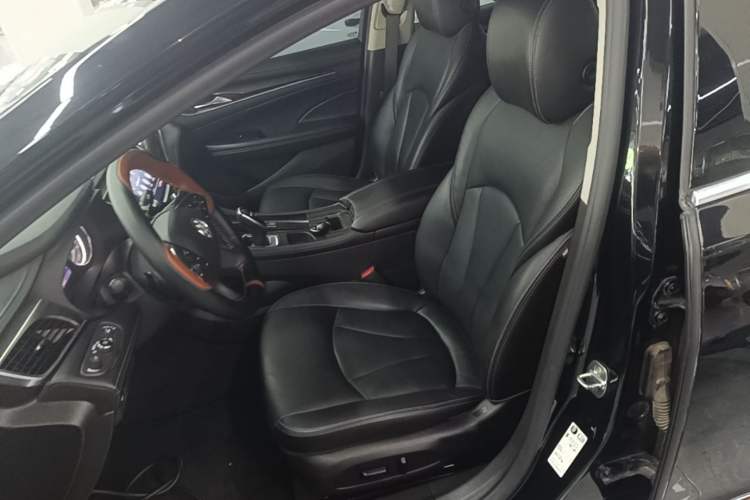 Used Buick LaCrosse 2021 652T Luxury Model Left Front Seat