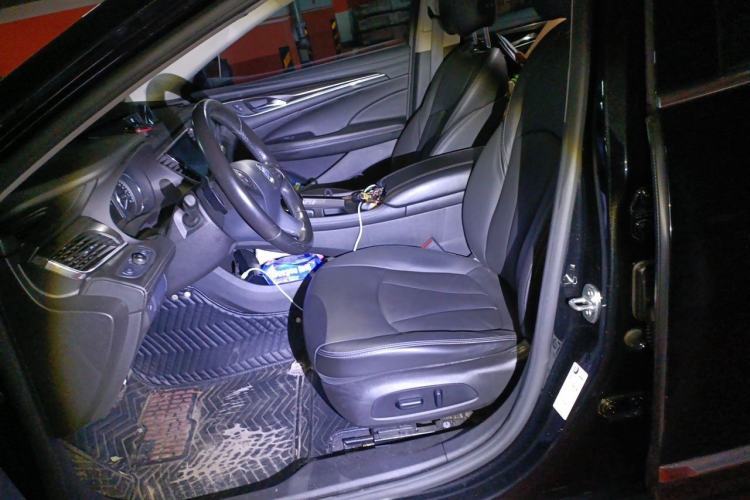 Used Buick LaCrosse 2021 552T Luxury Version Left Front Seat