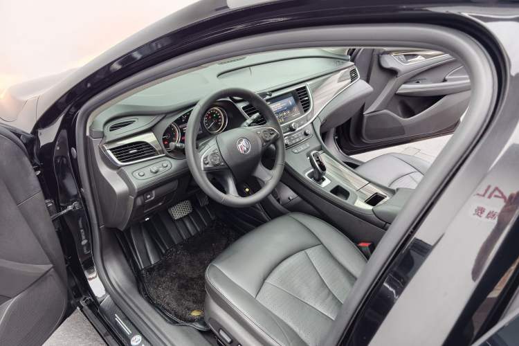 Used Buick LaCrosse 2021 652T Luxury Model Left Front Seat