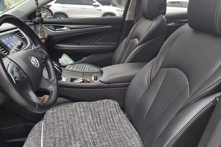 Used Buick LaCrosse 2021 552T Luxury Version Left Front Seat