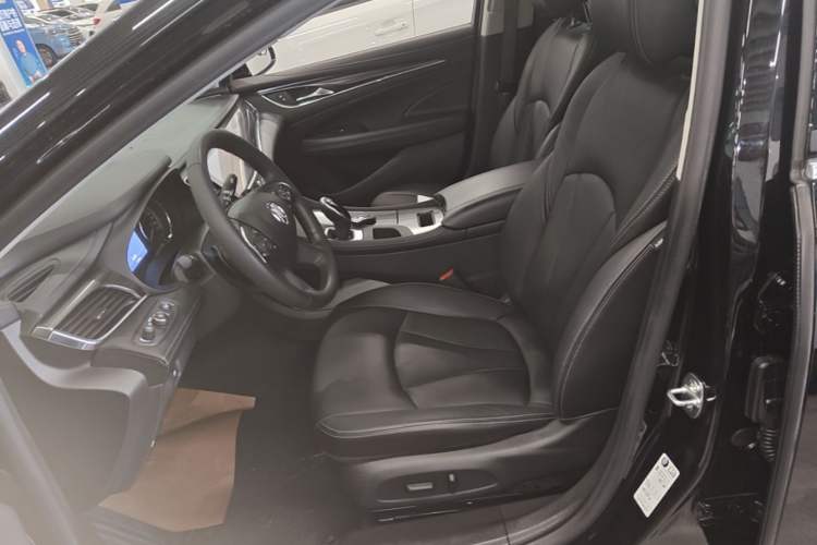 Used Buick LaCrosse 2021 552T Luxury Version Left Front Seat
