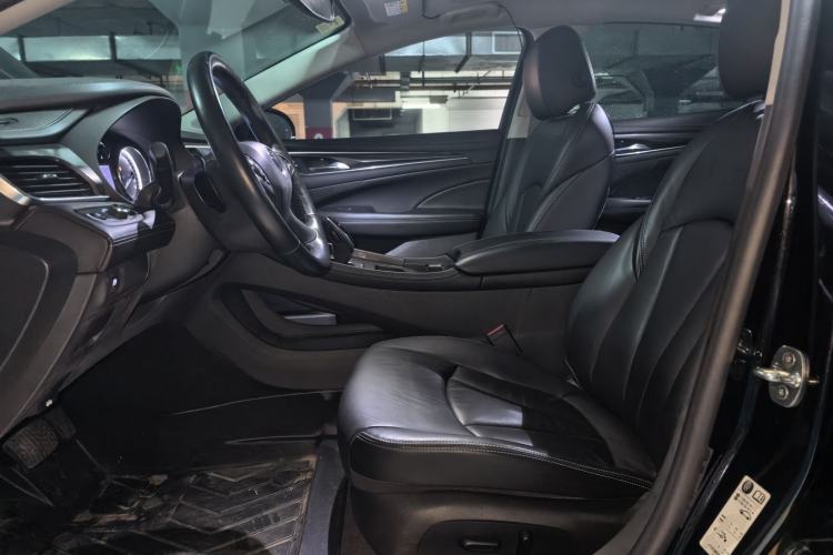 Used Buick LaCrosse 2021 552T Luxury Version Left Front Seat