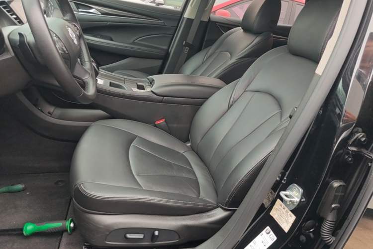 Used Buick LaCrosse 2021 652T Luxury Model Left Front Seat