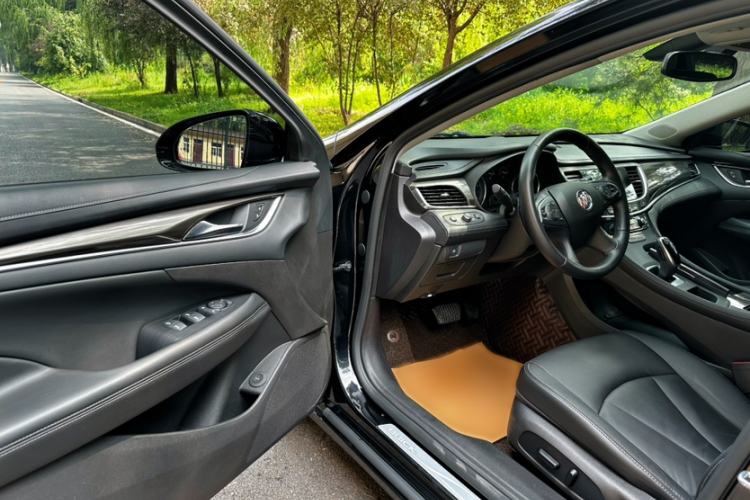 Used Buick LaCrosse 2021 652T Luxury Model Left Front Seat
