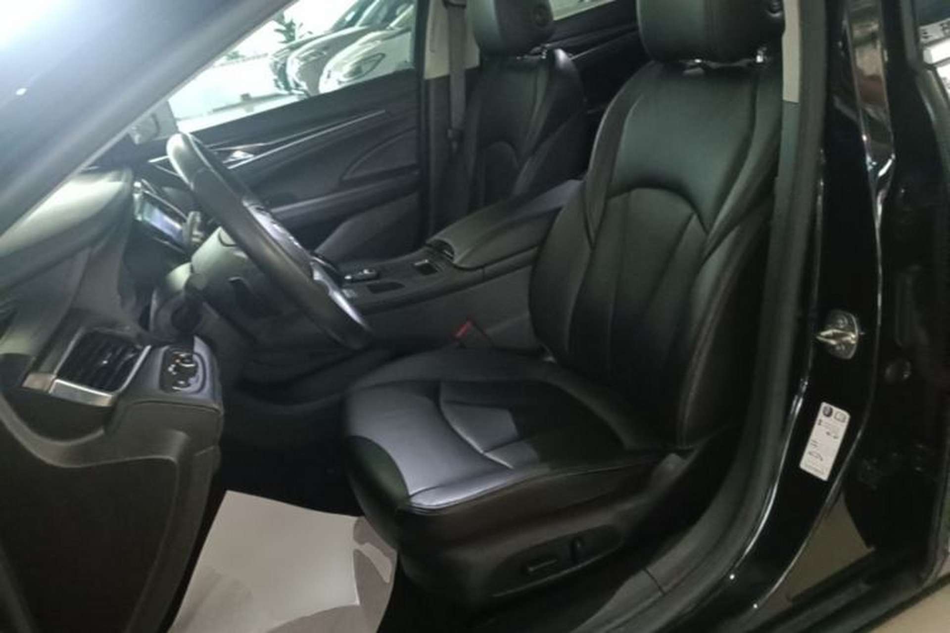 Used Buick LaCrosse 2021 652T Luxury Model Left Front Seat