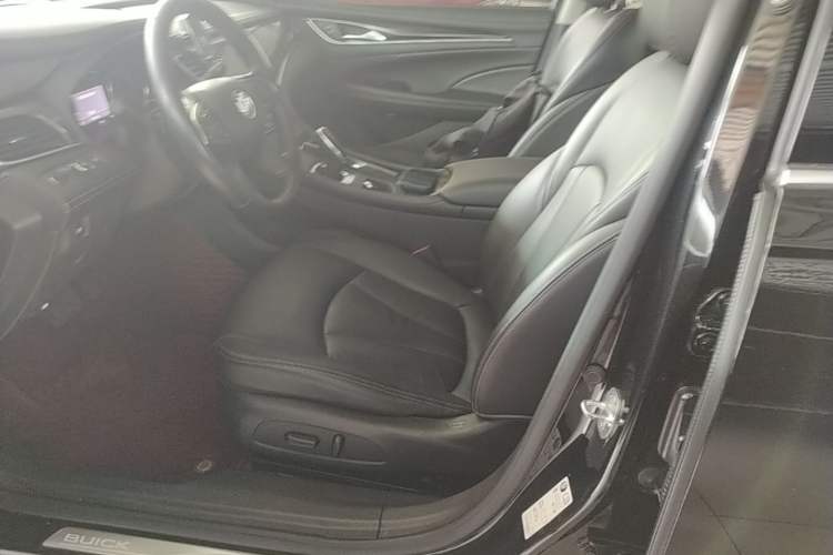 Used Buick LaCrosse 2021 552T Luxury Version Left Front Seat