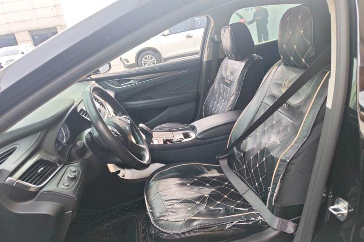 Used Buick LaCrosse 2021 552T Luxury Version Left Front Seat