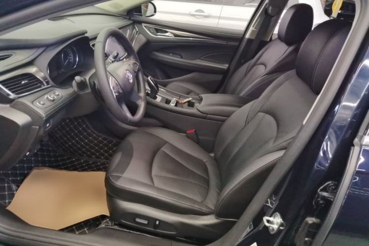Used Buick LaCrosse 2021 552T Luxury Version Left Front Seat