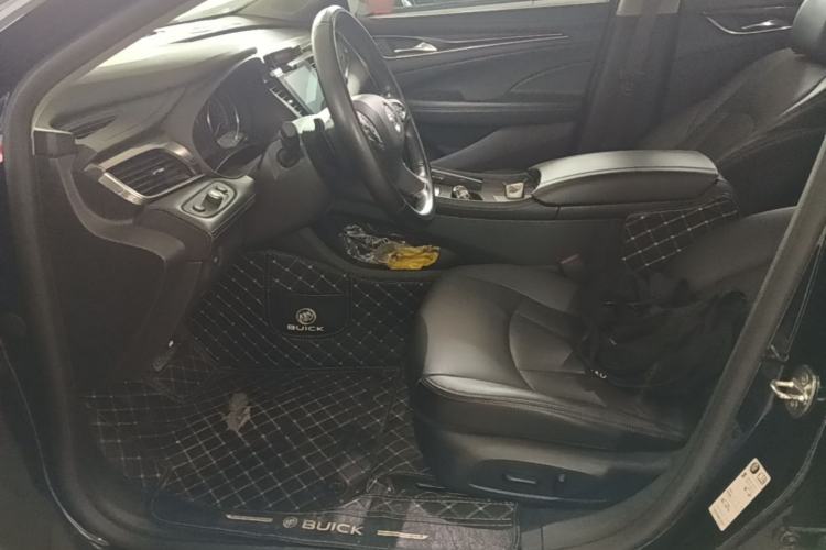 Used Buick LaCrosse 2021 552T Luxury Version Left Front Seat