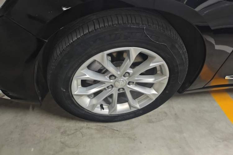 Used Buick LaCrosse 2021 552T Luxury Version Left Front Wheel Hub