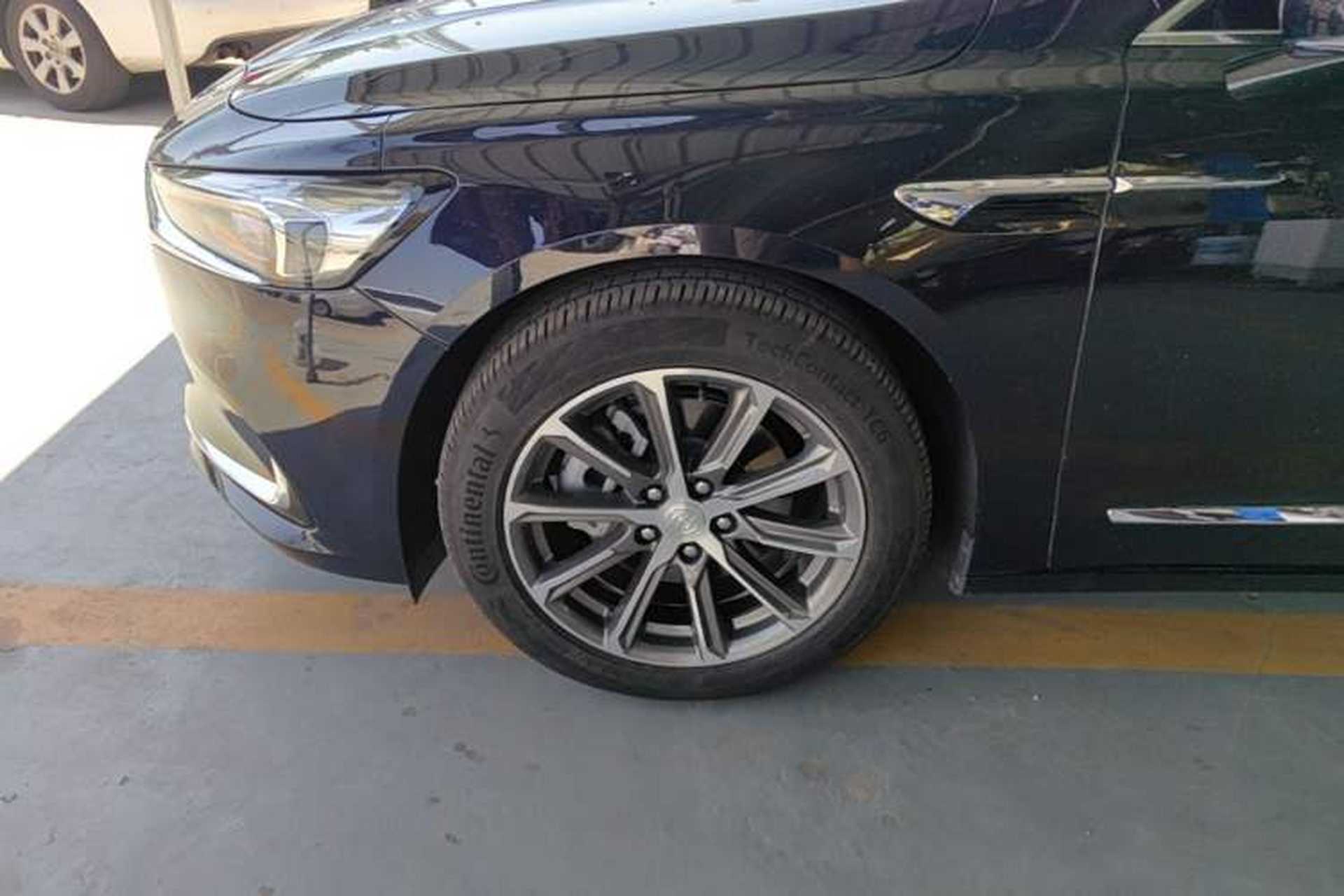 Used Buick LaCrosse 2021 652T Luxury Model Left Front Wheel Hub