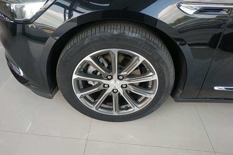 Used Buick LaCrosse 2021 652T Premium Edition Left Front Wheel Hub
