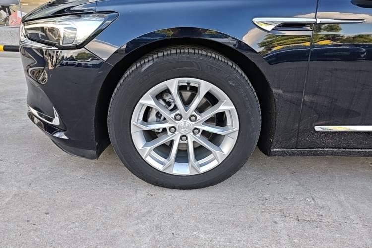 Used Buick LaCrosse 2021 552T Luxury Version Left Front Wheel Hub
