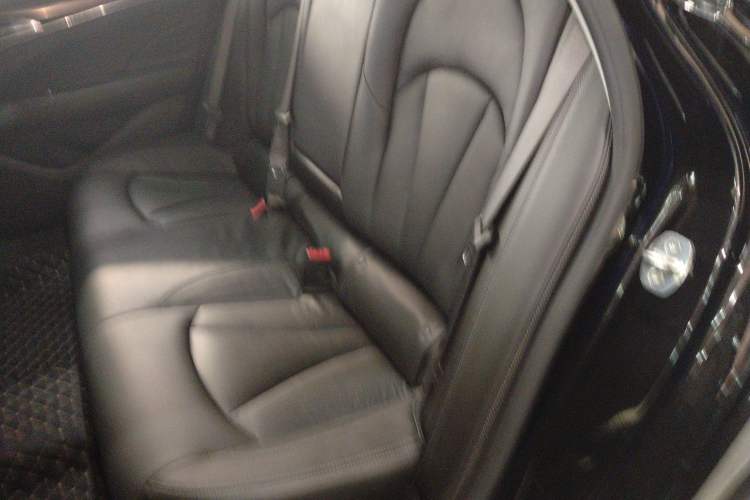 Used Buick LaCrosse 2021 552T Luxury Version Left Rear Seat