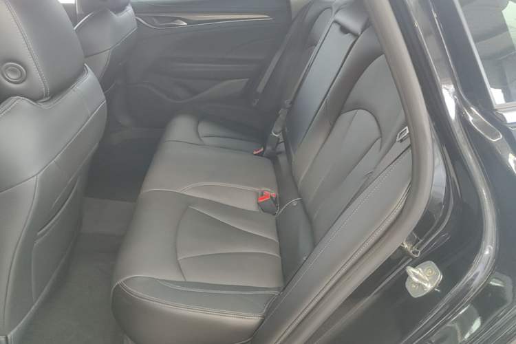 Used Buick LaCrosse 2021 552T Luxury Version Left Rear Seat