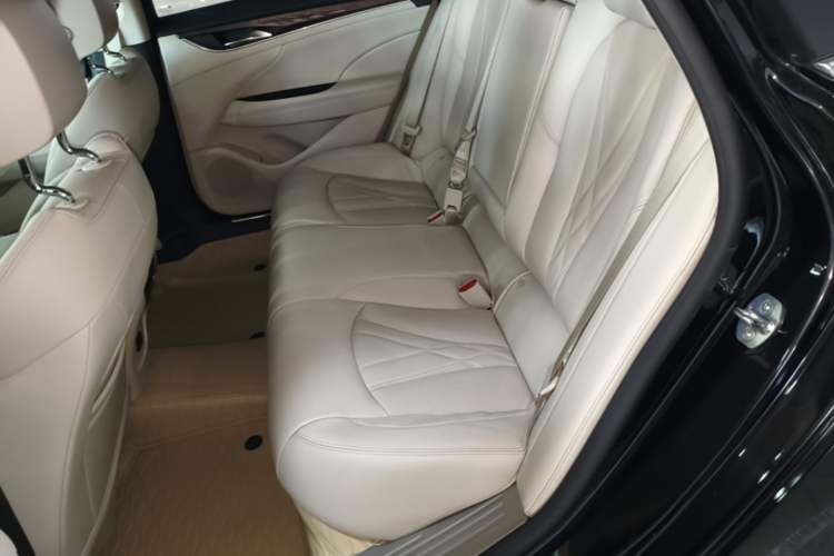 Used Buick LaCrosse 2021 Avenir Avia First-Edition Model Left Rear Seat