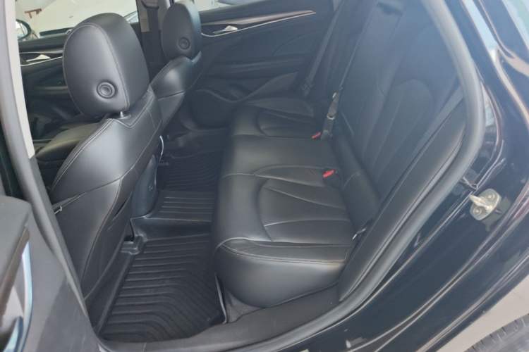 Used Buick LaCrosse 2021 552T Luxury Version Left Rear Seat