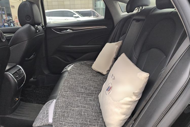 Used Buick LaCrosse 2021 552T Luxury Version Left Rear Seat