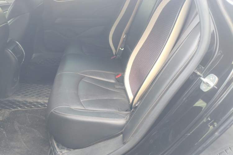 Used Buick LaCrosse 2021 552T Luxury Version Left Rear Seat