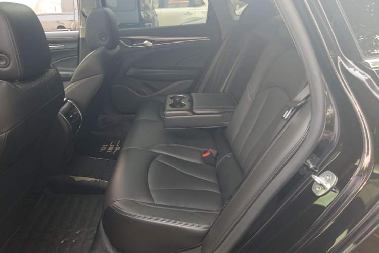 Used Buick LaCrosse 2021 552T Luxury Version Left Rear Seat