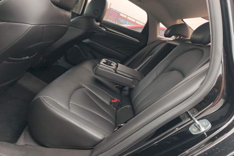 Used Buick LaCrosse 2021 652T Luxury Model Left Rear Seat