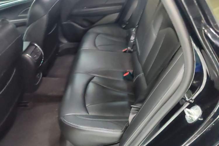 Used Buick LaCrosse 2021 552T Luxury Version Left Rear Seat