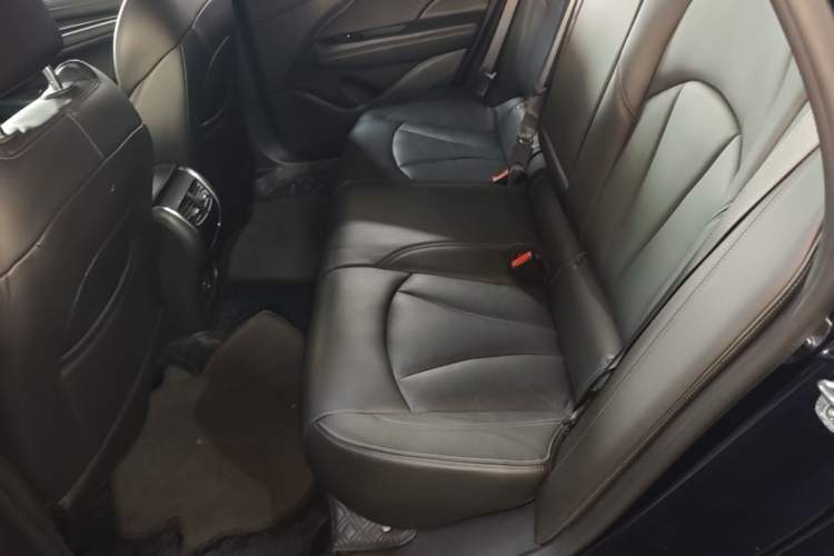 Used Buick LaCrosse 2021 552T Luxury Version Left Rear Seat
