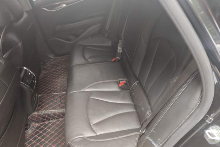 Used Buick LaCrosse 2021 552T Luxury Version Left Rear Seat