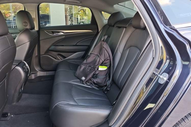 Used Buick LaCrosse 2021 552T Luxury Version Left Rear Seat