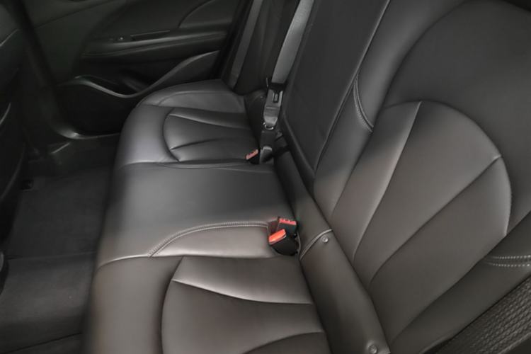 Used Buick LaCrosse 2021 552T Luxury Version Left Rear Seat