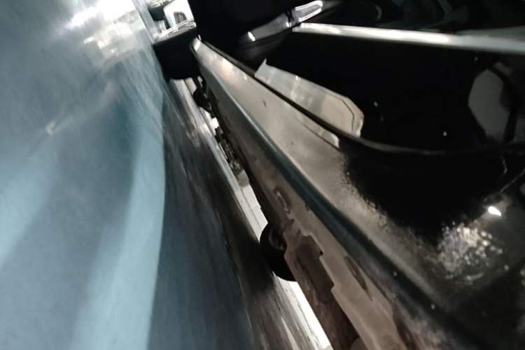 Used Buick LaCrosse 2021 652T Luxury Model Left Side Sill