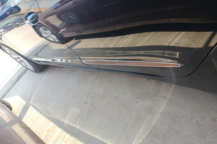 Used Buick LaCrosse 2021 552T Luxury Version Left Side Sill