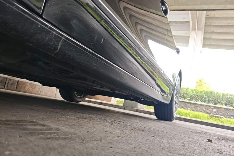 Used Buick LaCrosse 2021 552T Luxury Version Left Side Sill