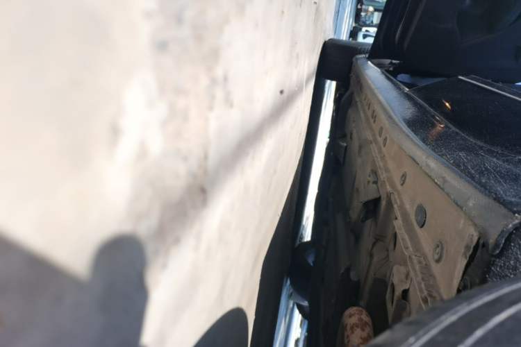 Used Buick LaCrosse 2021 552T Luxury Version Left Side Sill