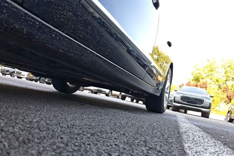 Used Buick LaCrosse 2021 552T Luxury Version Left Side Sill