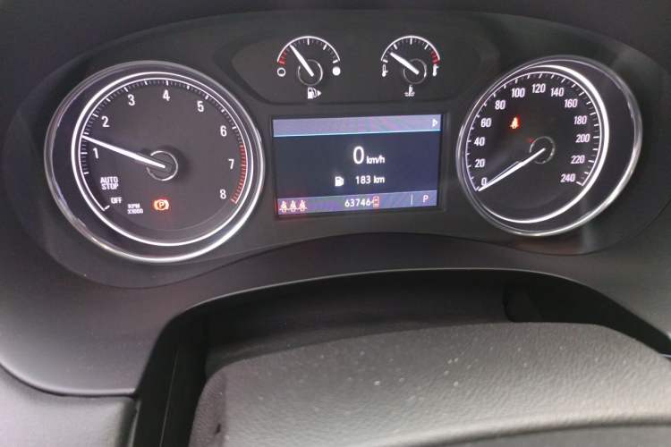 Used Buick LaCrosse 2021 652T Luxury Model Odometer Close Up