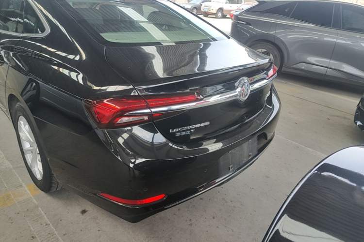 Used Buick LaCrosse 2021 552T Luxury Version Rear