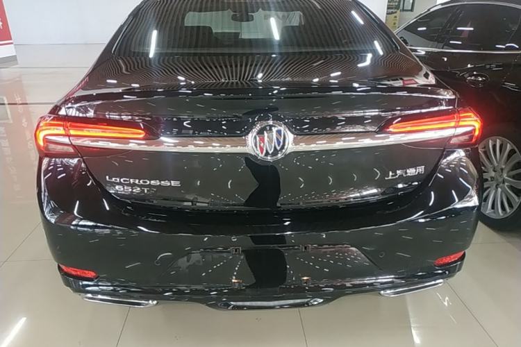 Used Buick LaCrosse 2021 652T Luxury Model Rear