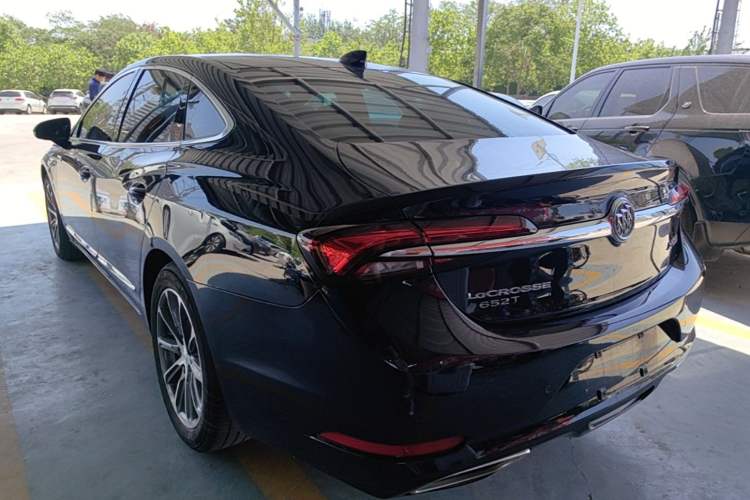 Used Buick LaCrosse 2021 652T Luxury Model Rear Left 45 Deg