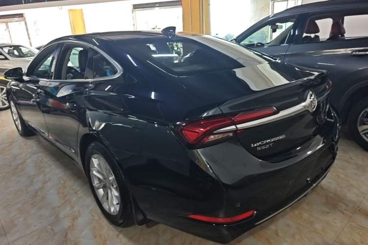 Used Buick LaCrosse 2021 552T Luxury Version Rear Left 45 Deg