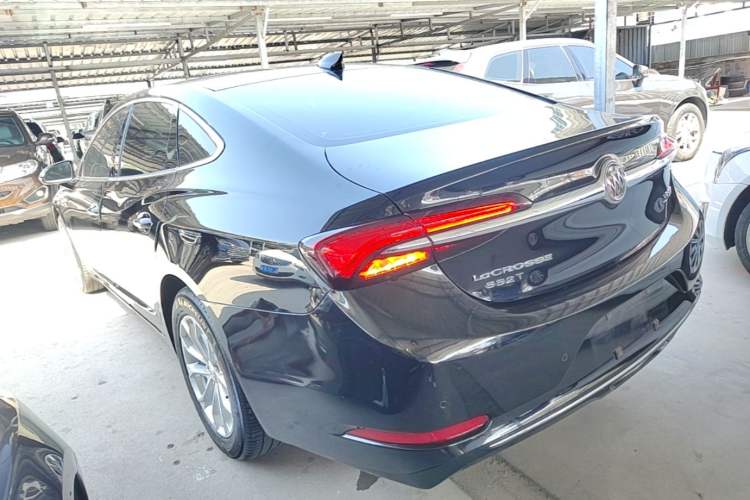 Used Buick LaCrosse 2021 552T Luxury Version Rear Left 45 Deg