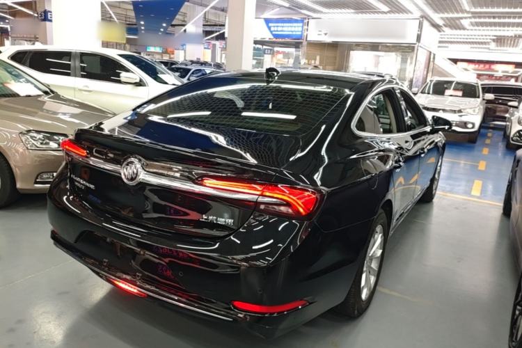 Used Buick LaCrosse 2021 552T Luxury Version Rear Right 45 Deg