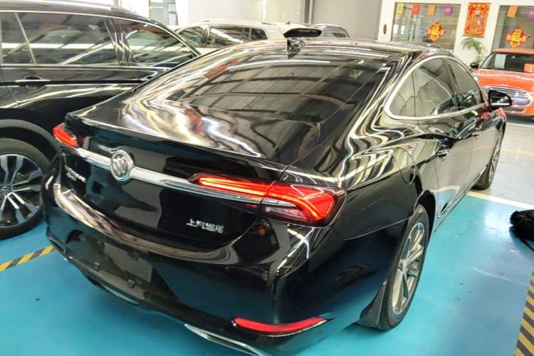 Used Buick LaCrosse 2021 652T Luxury Model Rear Right 45 Deg