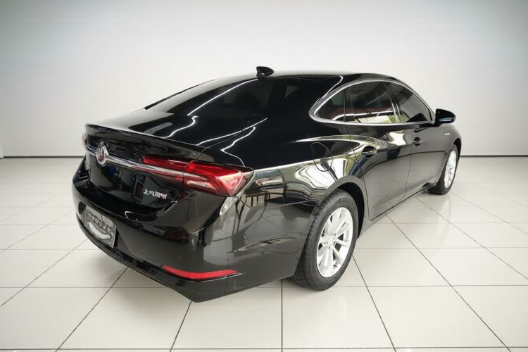 Used Buick LaCrosse 2021 552T Luxury Version Rear Right 45 Deg