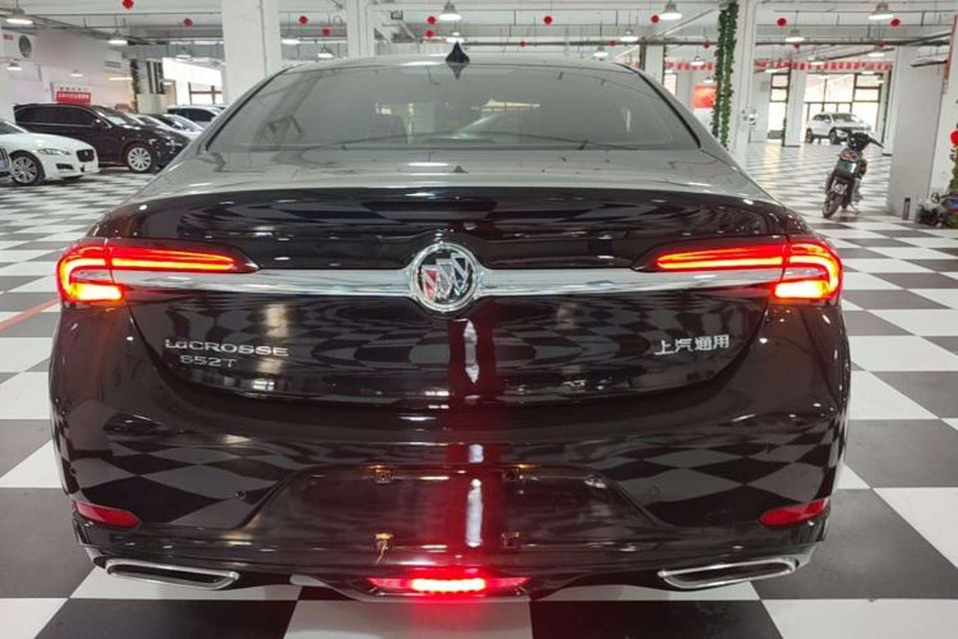 Used Buick LaCrosse 2021 652T Luxury Model Rear