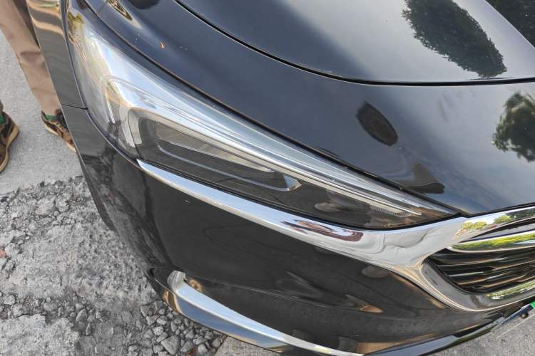 Used Buick LaCrosse 2021 552T Luxury Version Right Front Headlight