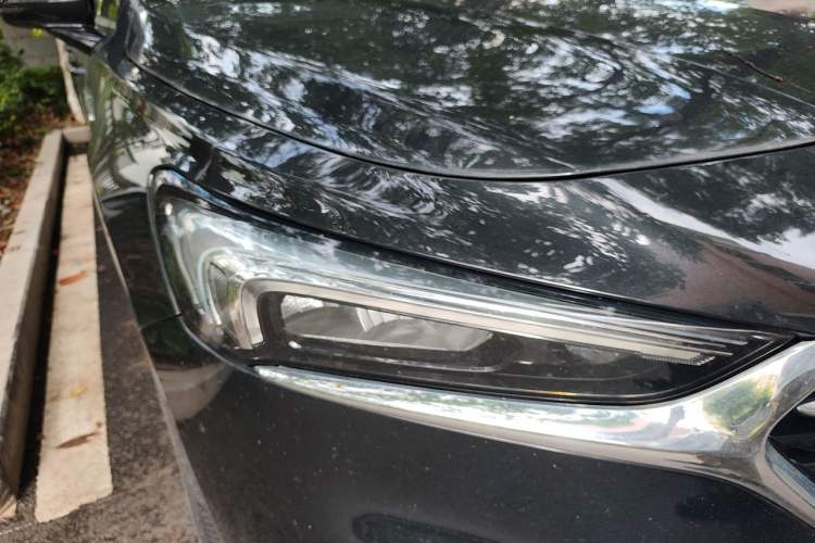 Used Buick LaCrosse 2021 652T Luxury Model Right Front Headlight