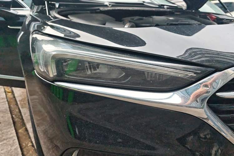 Used Buick LaCrosse 2021 552T Luxury Version Right Front Headlight